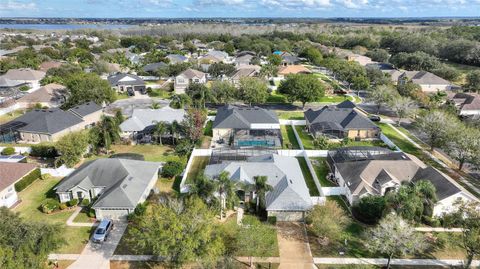 A home in AUBURNDALE