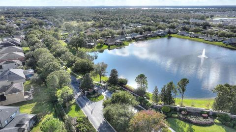 A home in AUBURNDALE