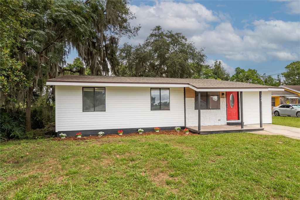 Photo of 144 Delespine Drive, Debary, FL 32713 (MLS # V4943711)