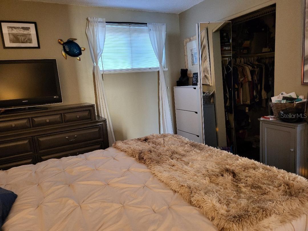 SANDY COVE - Residential