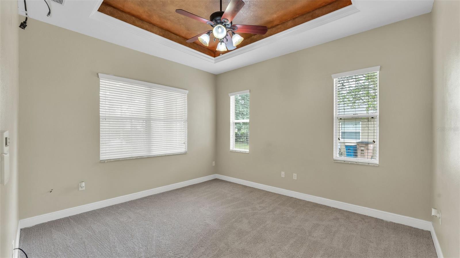 SADDLEWOOD - Residential
