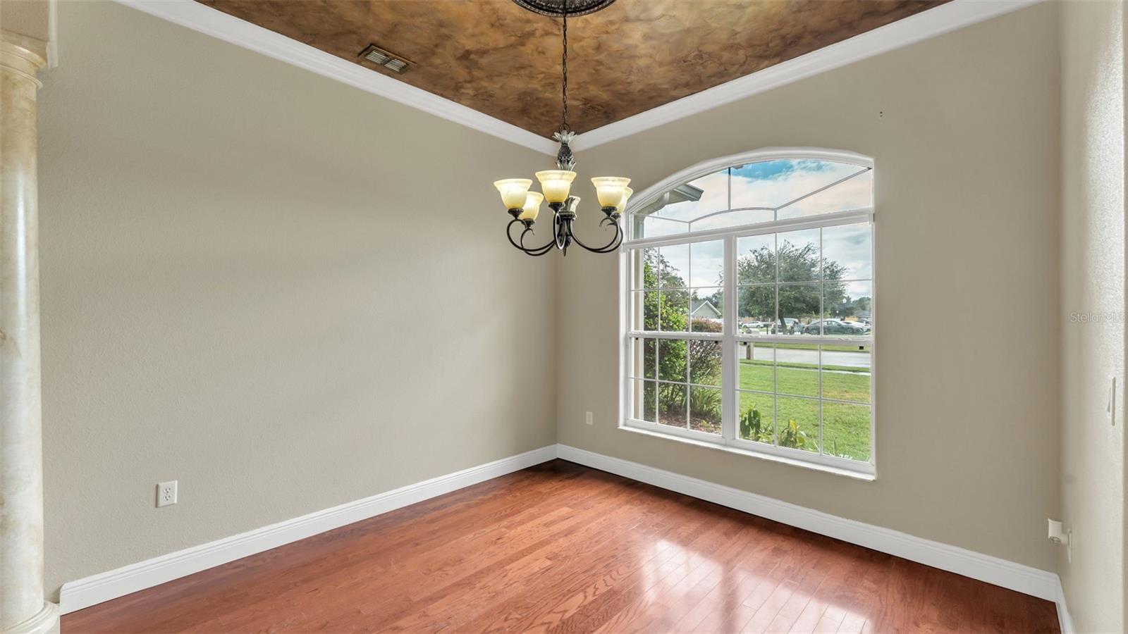 SADDLEWOOD - Residential