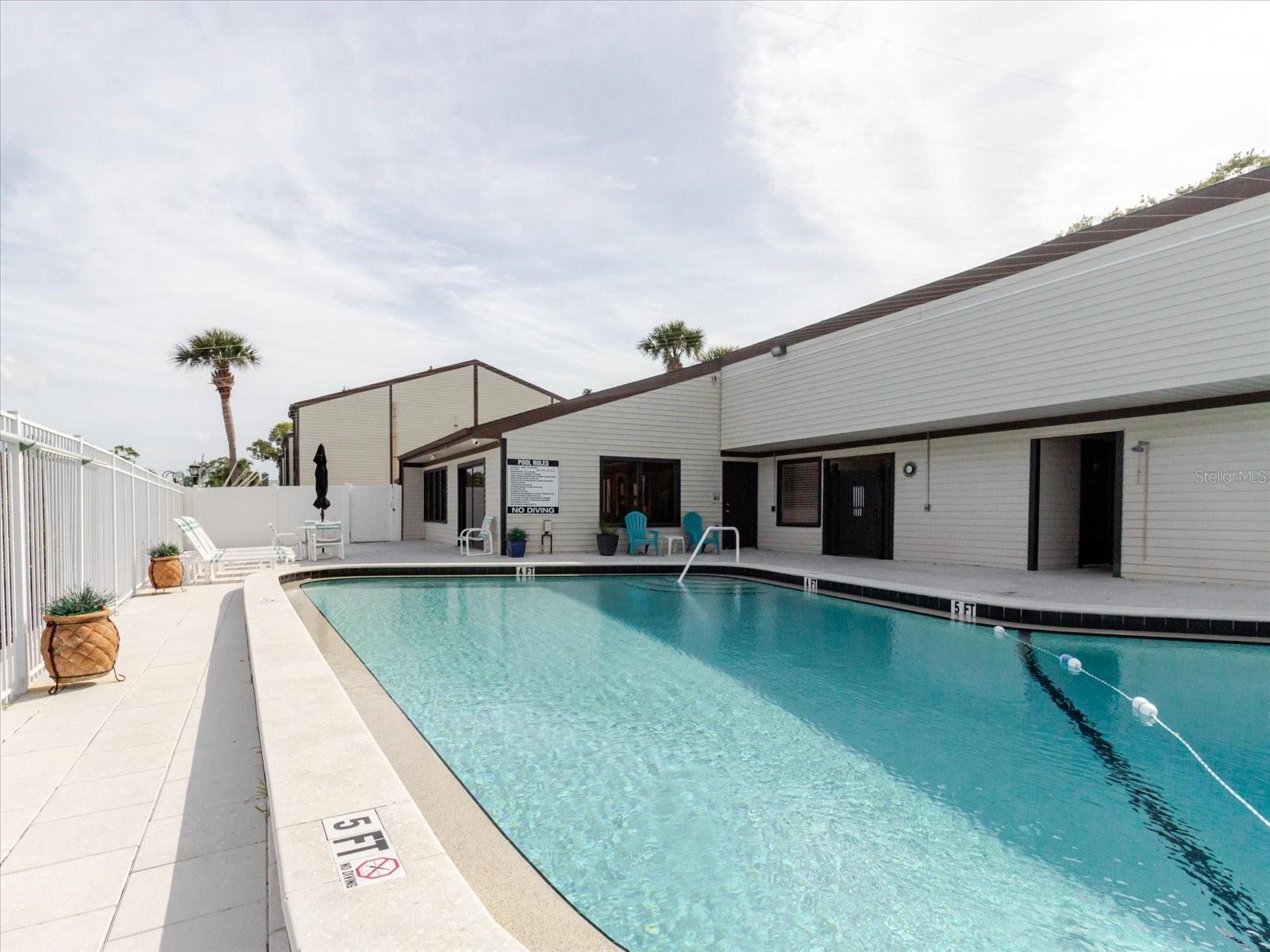 MOORINGS THE CONDO - Residential