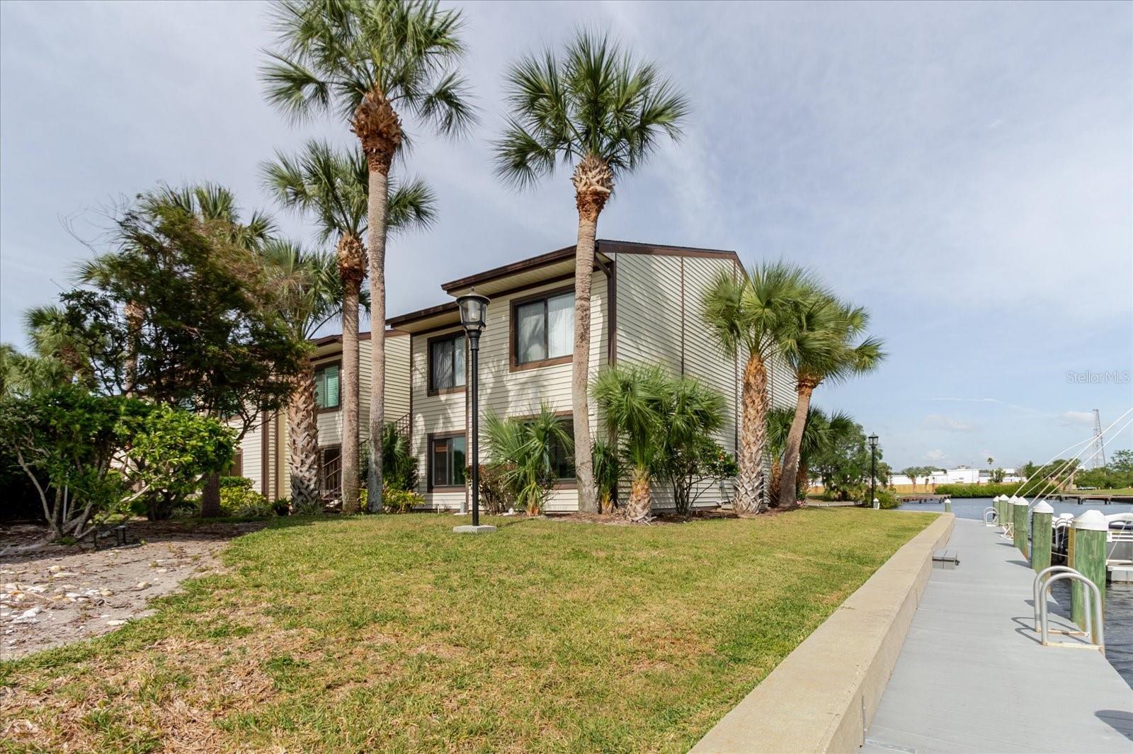 MOORINGS THE CONDO - Residential