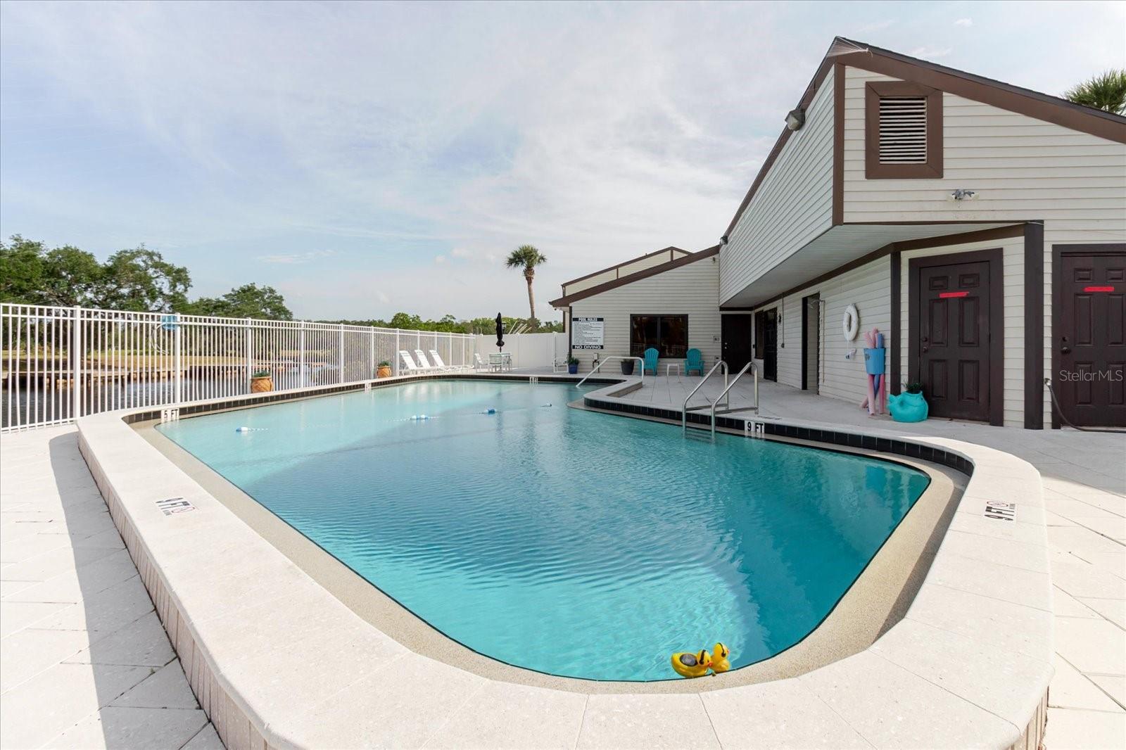 MOORINGS THE CONDO - Residential