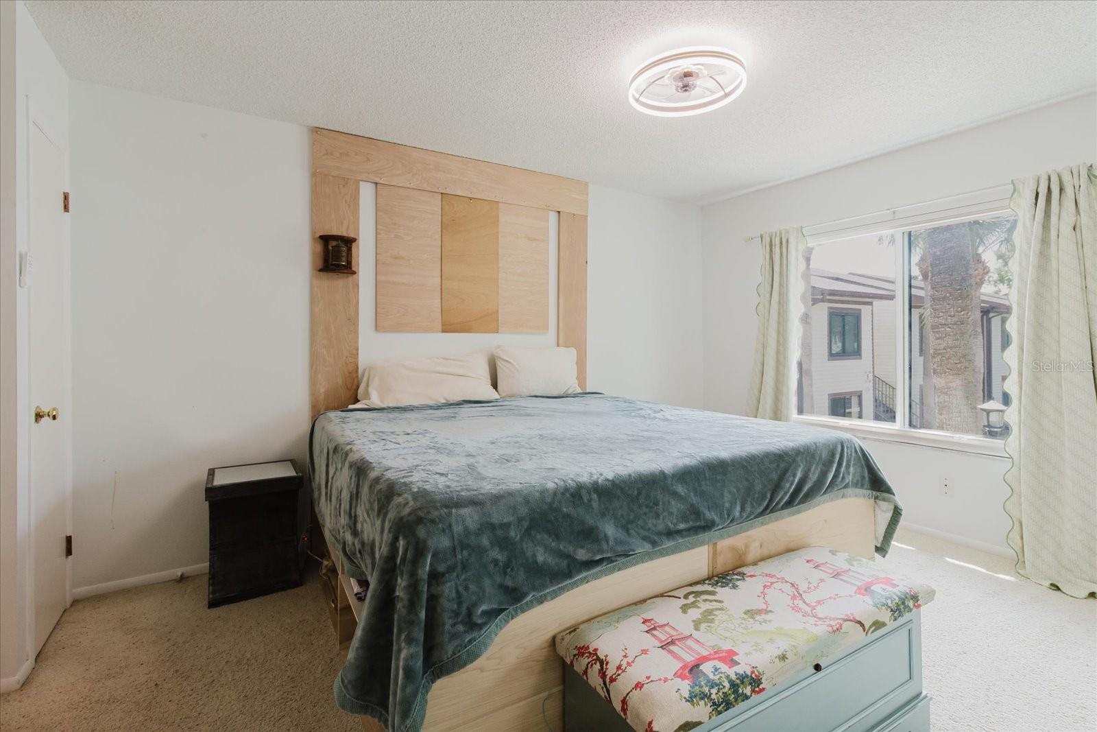 MOORINGS THE CONDO - Residential