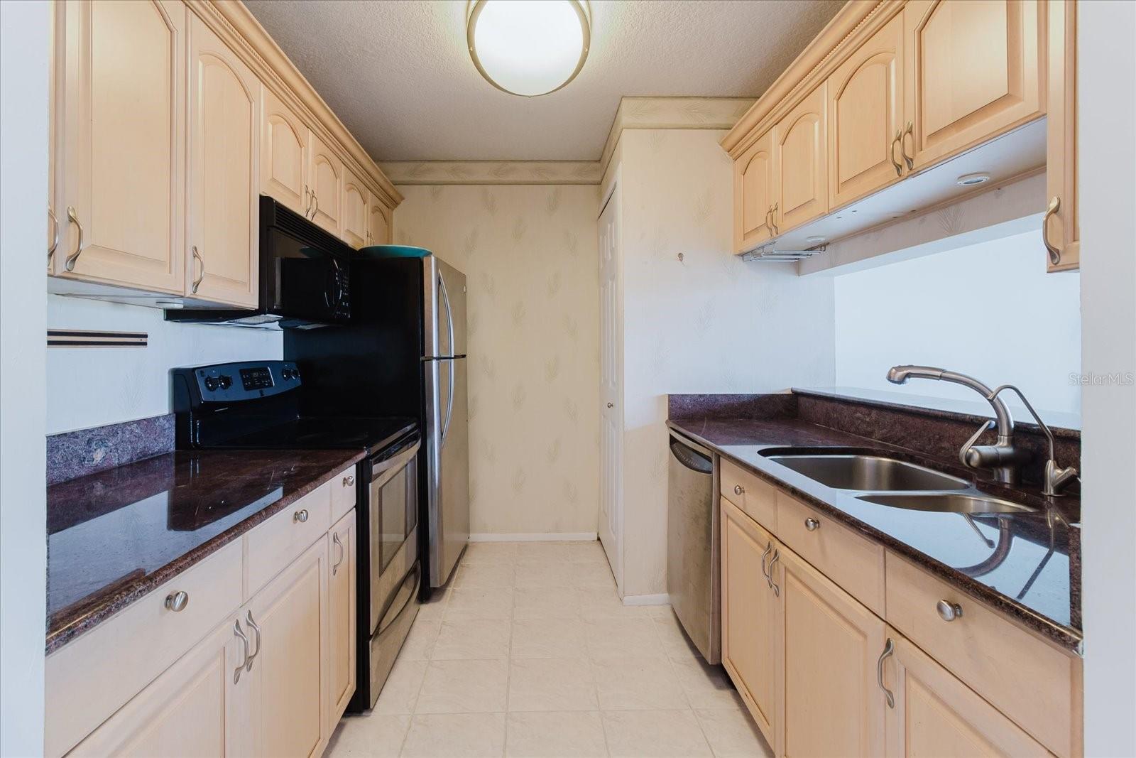 MOORINGS THE CONDO - Residential