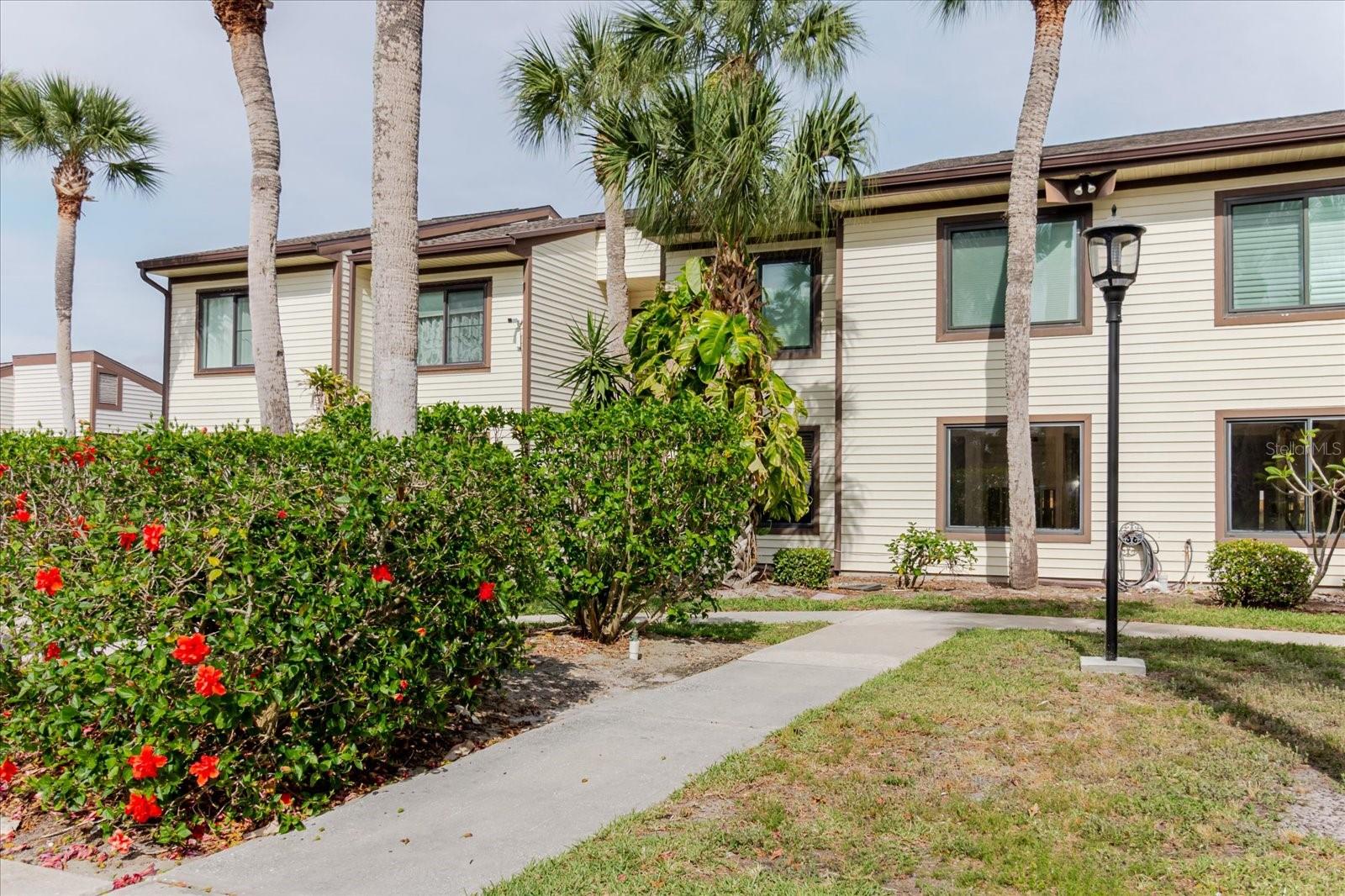 MOORINGS THE CONDO - Residential