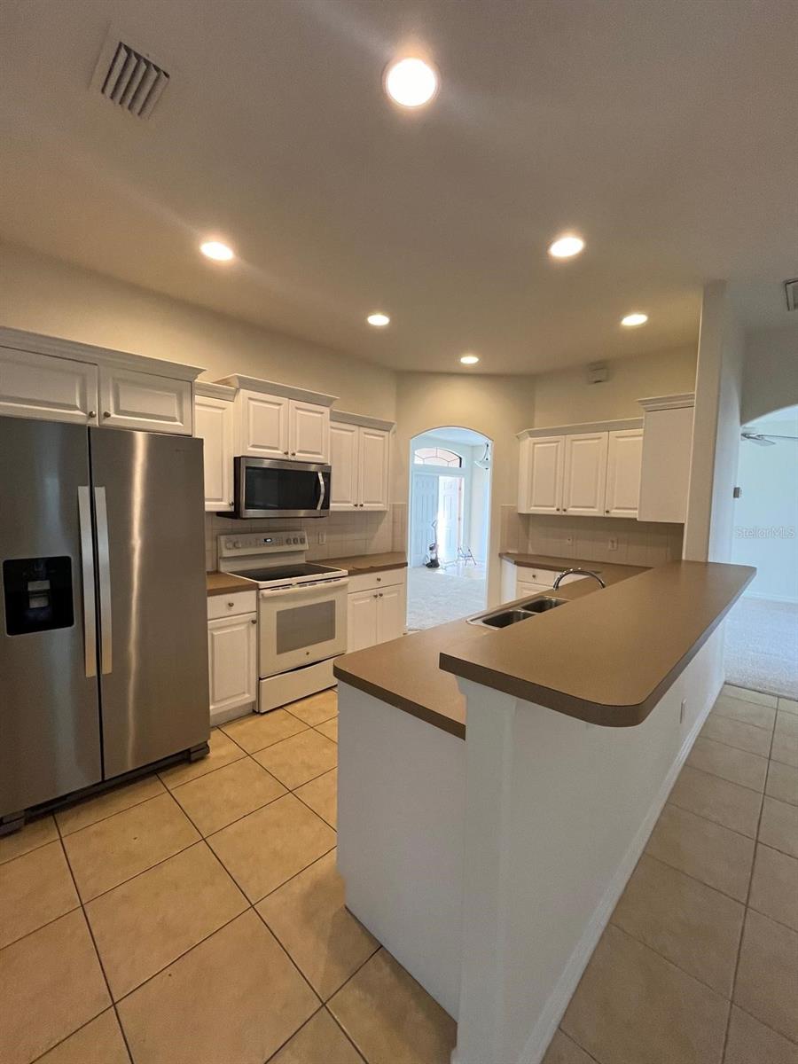 PORT CHARLOTTE SUB 12 - Residential Lease
