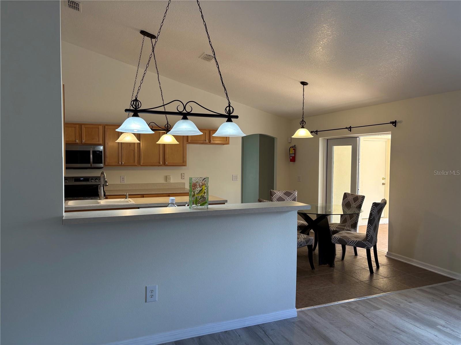 CASCADES PARK PH 01 02 03 - Residential Lease