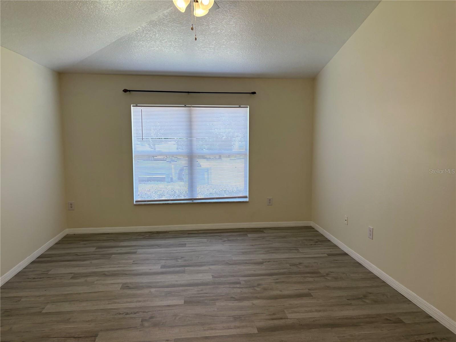 CASCADES PARK PH 01 02 03 - Residential Lease