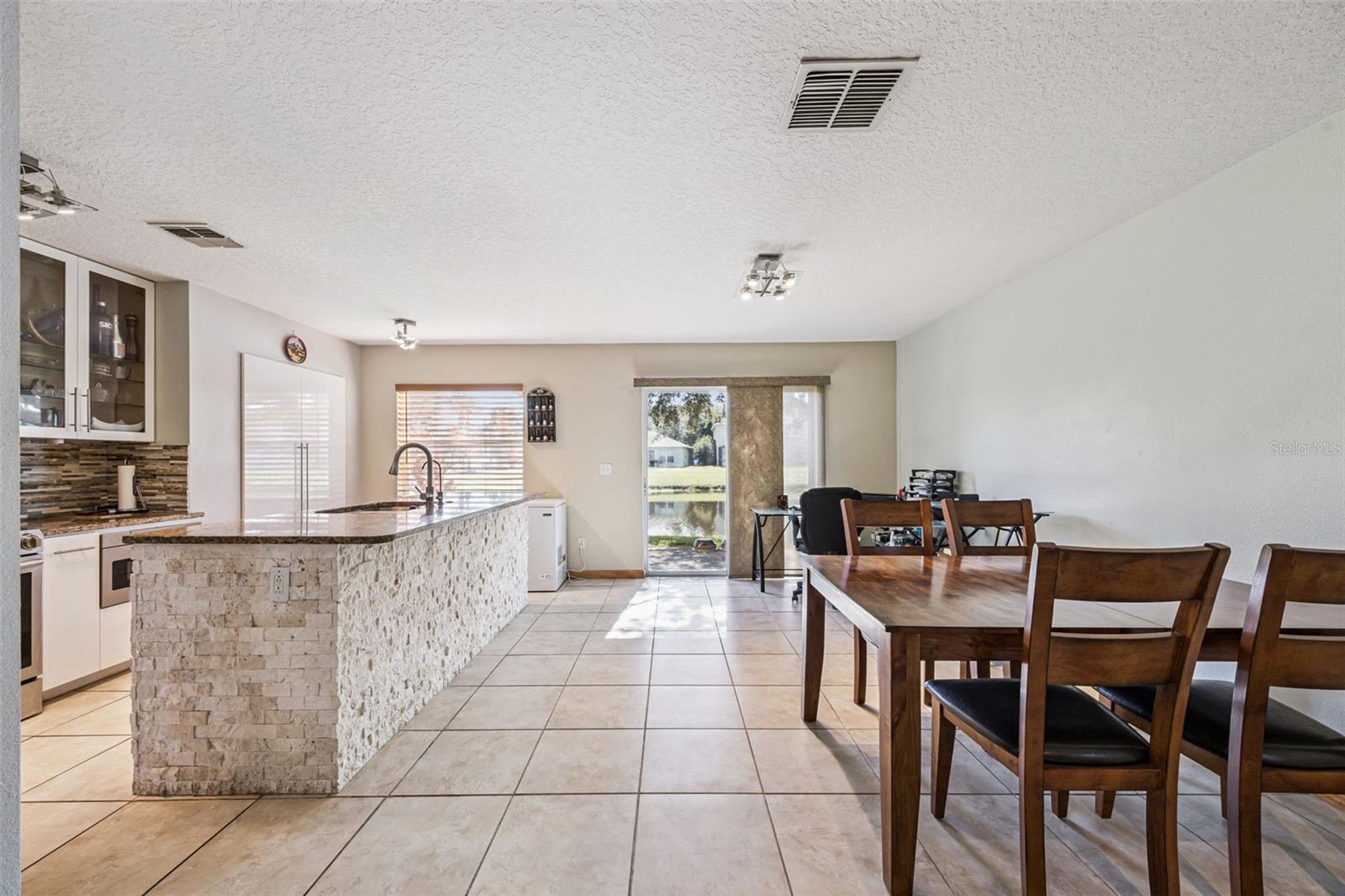 OAKCREST/SOUTHMEADOWPH N - Residential