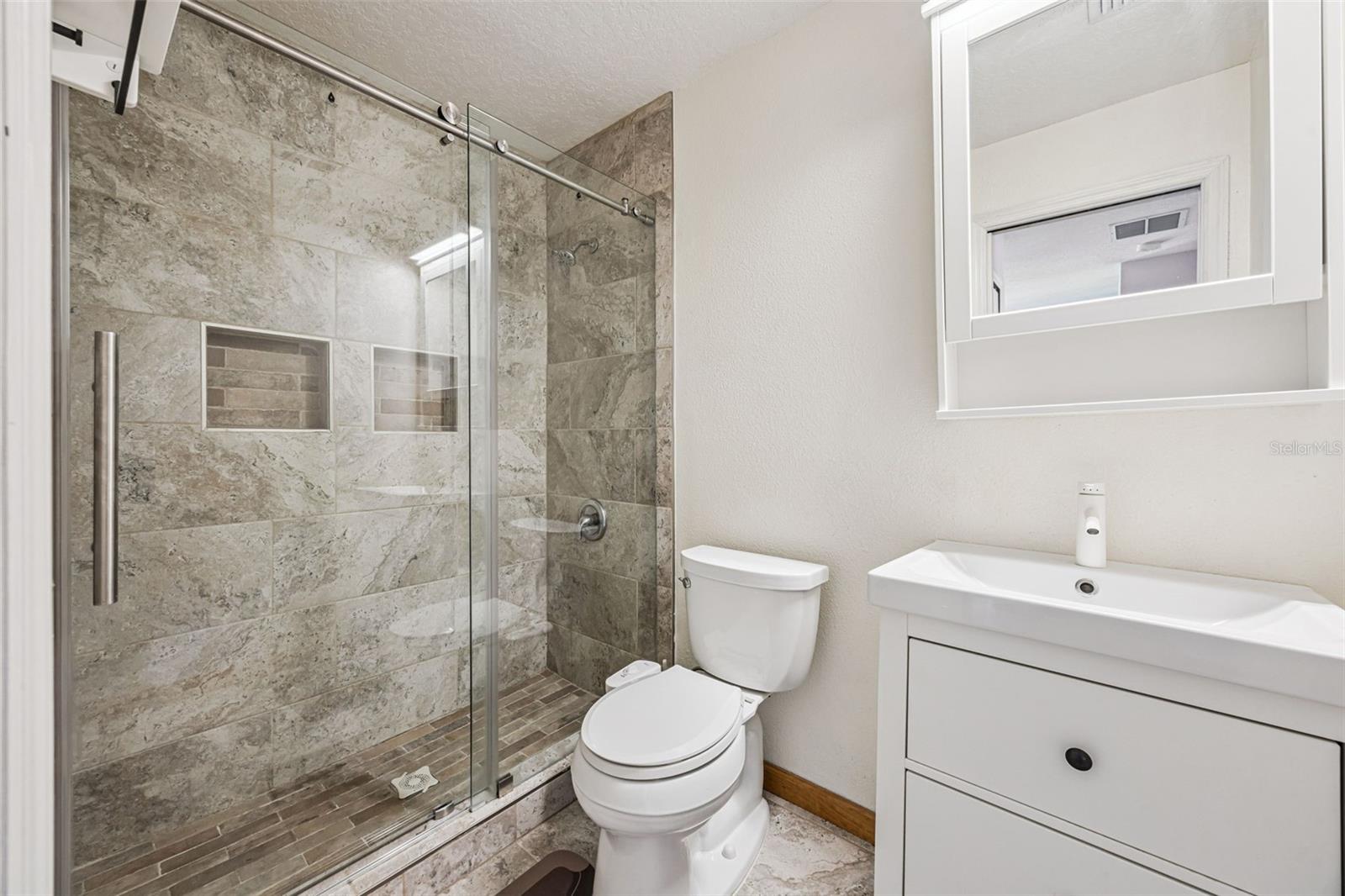 OAKCREST/SOUTHMEADOWPH N - Residential