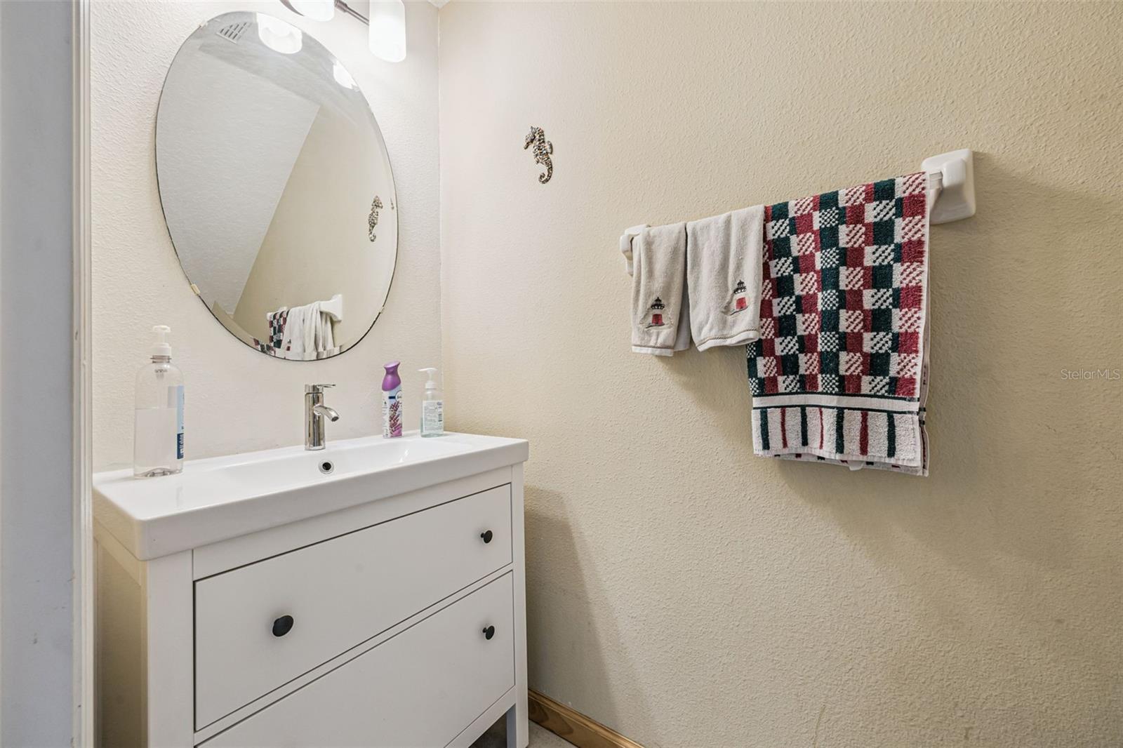 OAKCREST/SOUTHMEADOWPH N - Residential