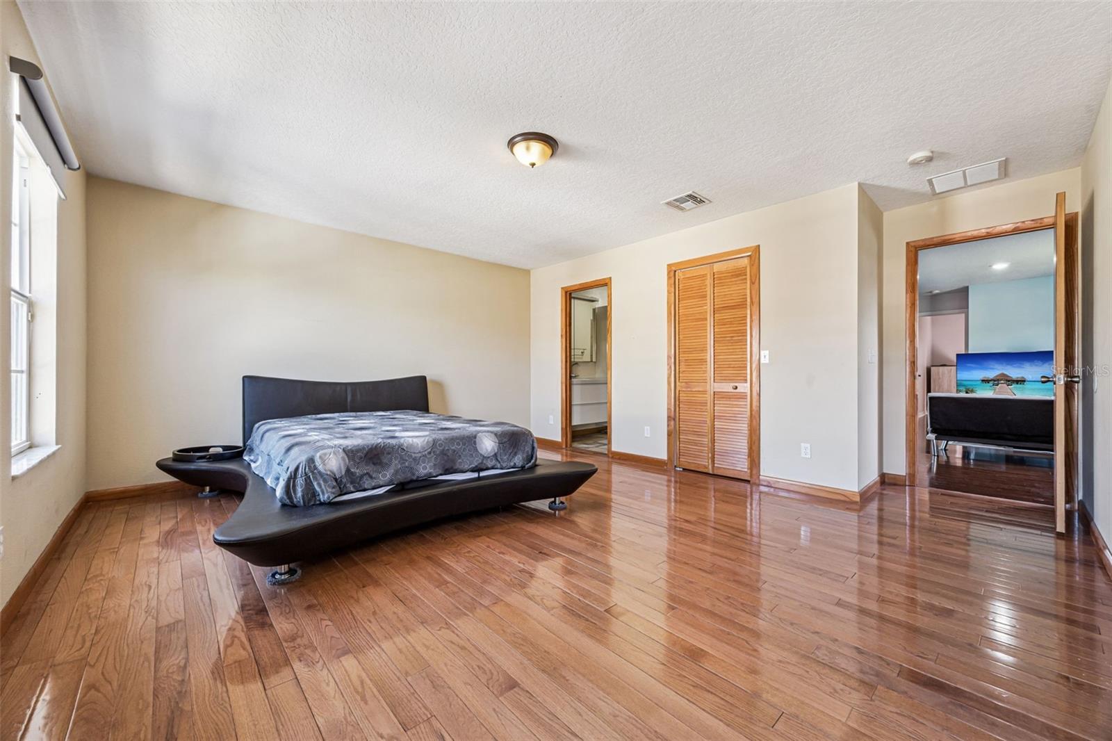 OAKCREST/SOUTHMEADOWPH N - Residential