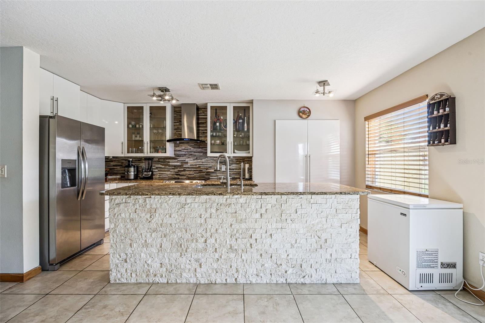 OAKCREST/SOUTHMEADOWPH N - Residential