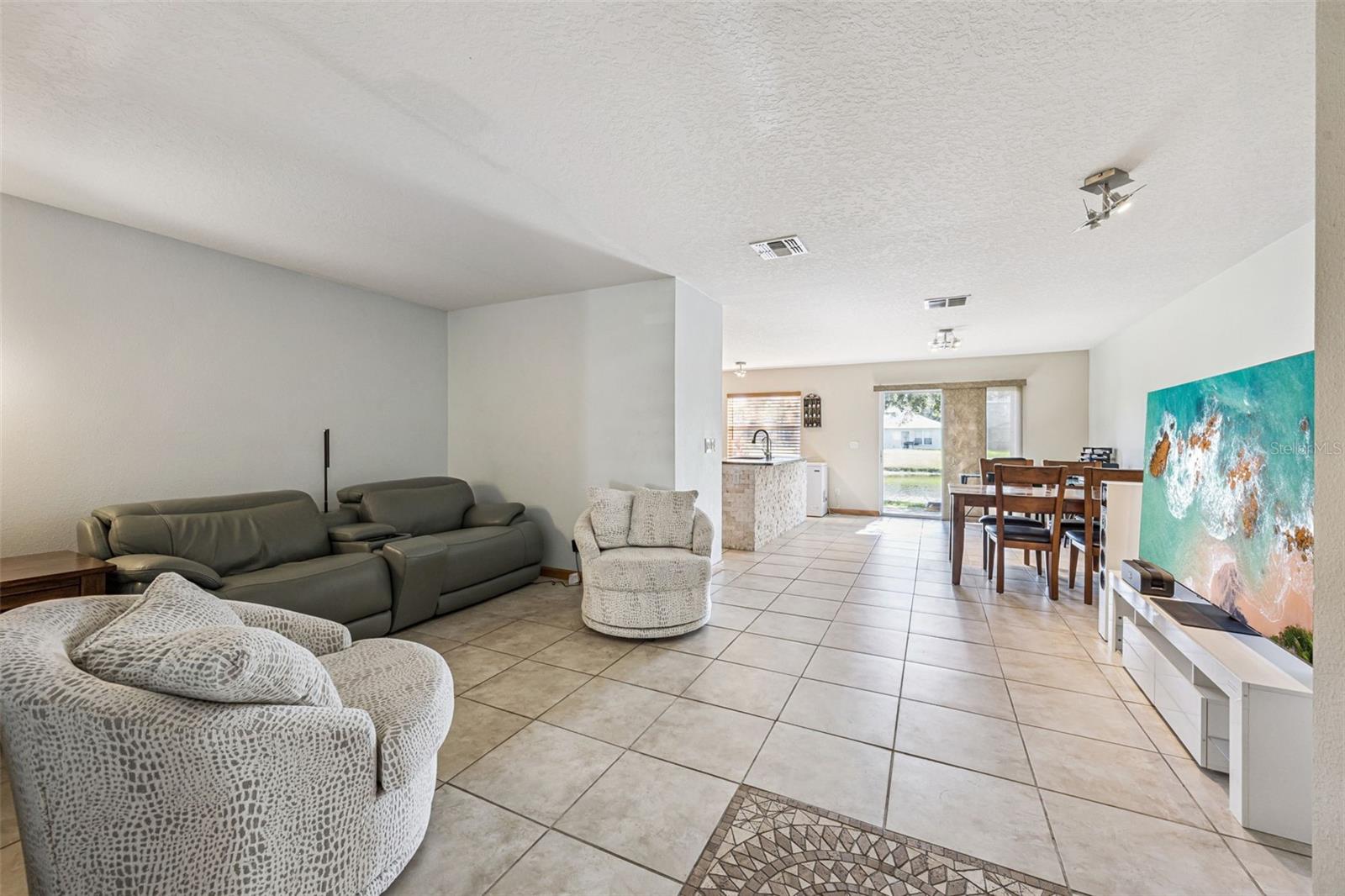 OAKCREST/SOUTHMEADOWPH N - Residential