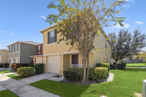 Photo of 596 Cresting Oak Circle #25, Orlando, FL 32824 (MLS # O6356386)