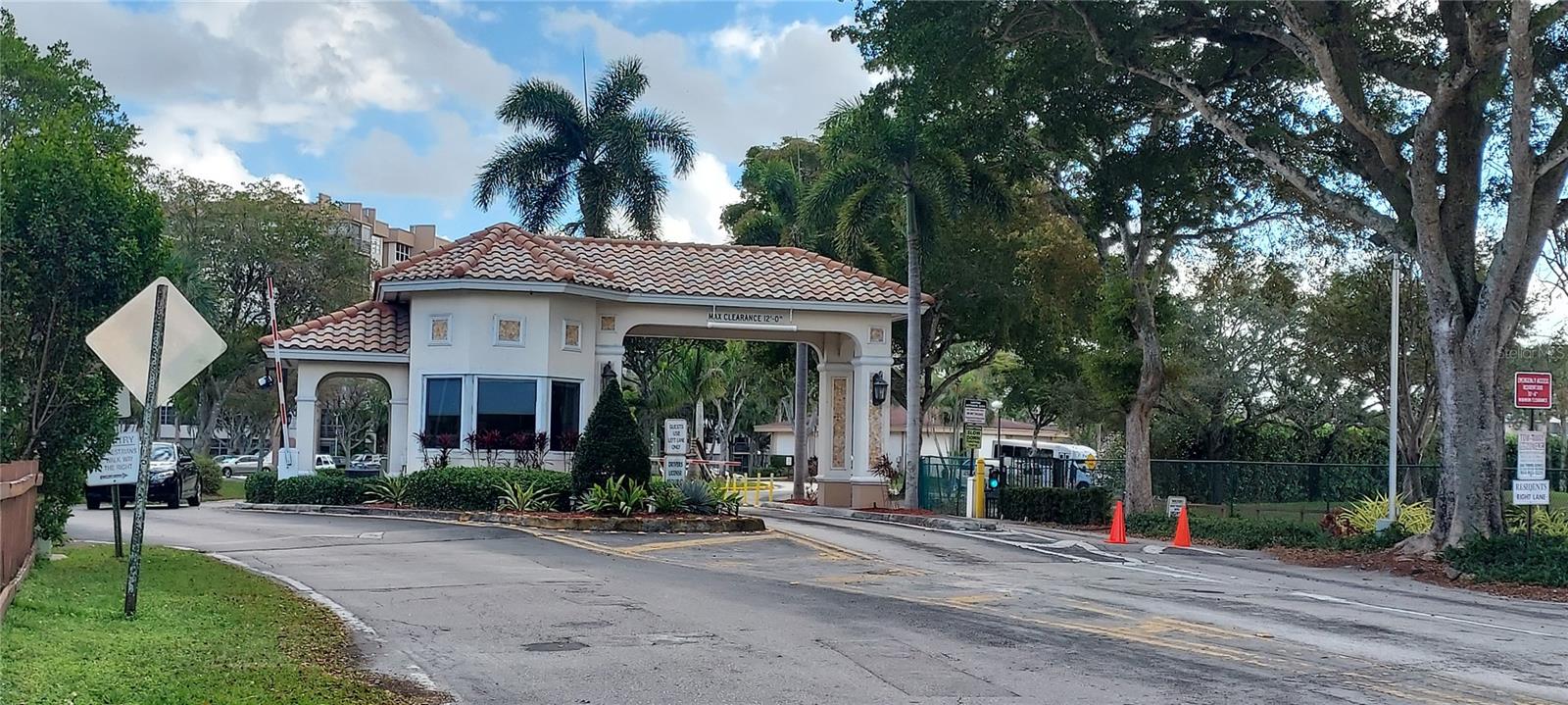 1000 SAINT CHARLES PLACE 209