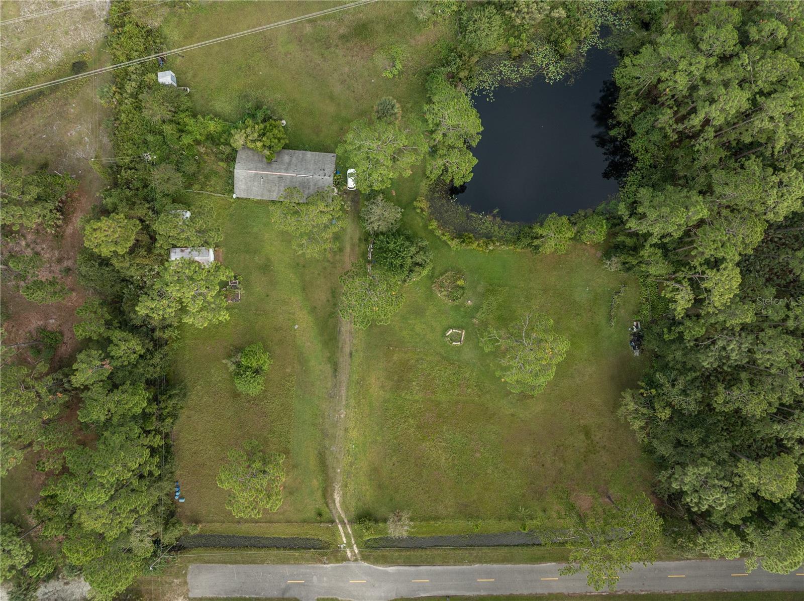 LAKE HARNEY ACRETTES - Residential