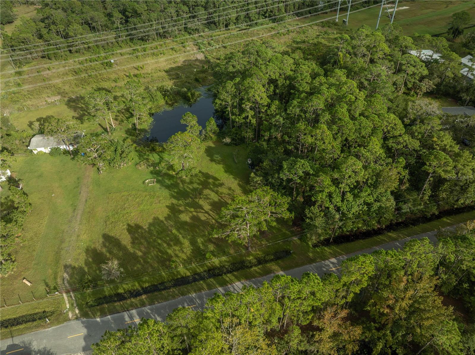 LAKE HARNEY ACRETTES - Residential