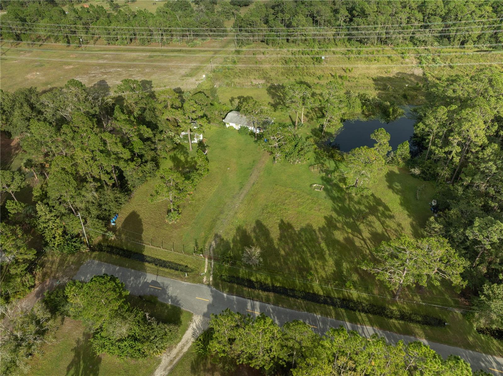 LAKE HARNEY ACRETTES - Residential