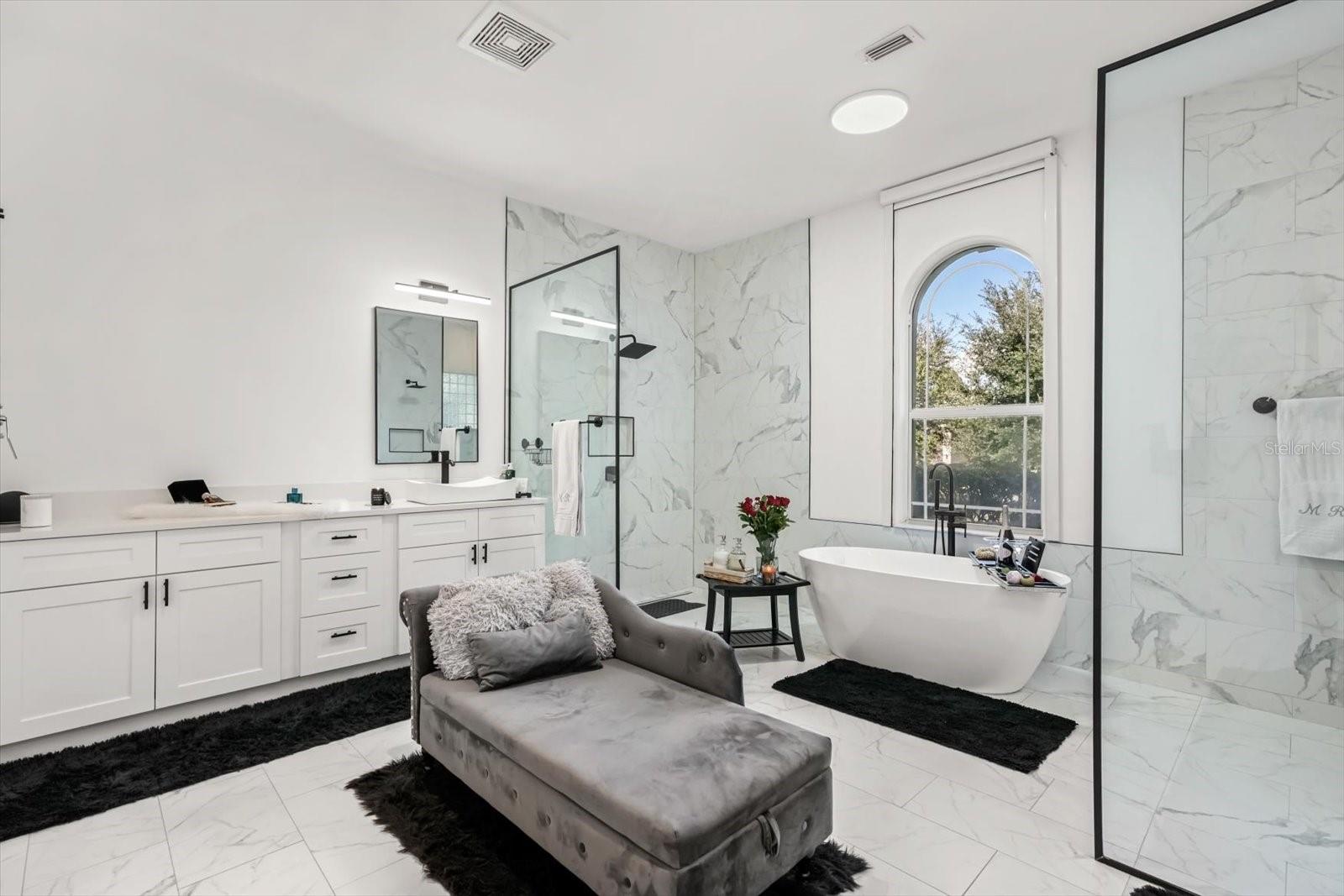 CYPRESS ISLE - Residential