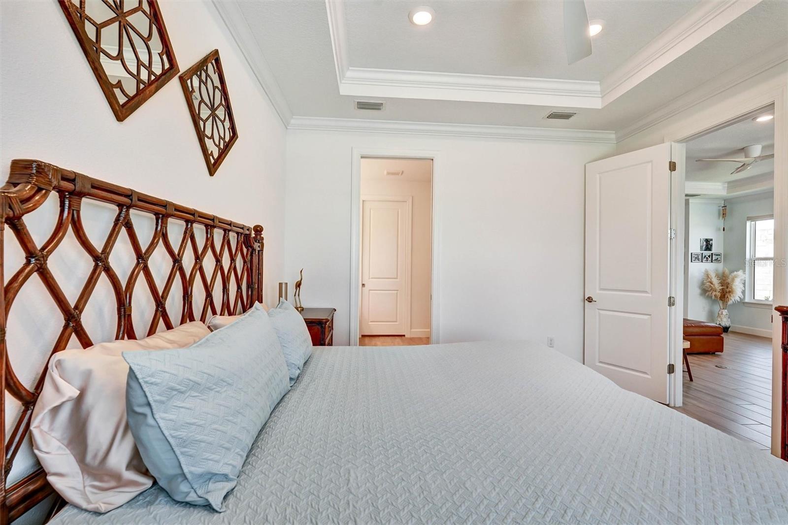 AZARIO ESPLANADE PH II SUBPH C-O - Residential