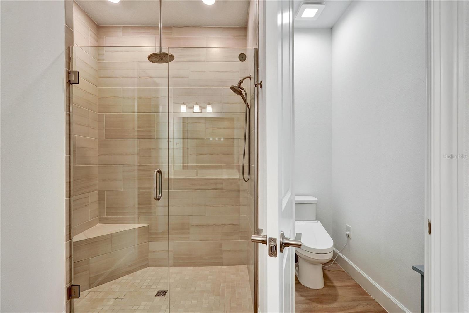 AZARIO ESPLANADE PH II SUBPH C-O - Residential