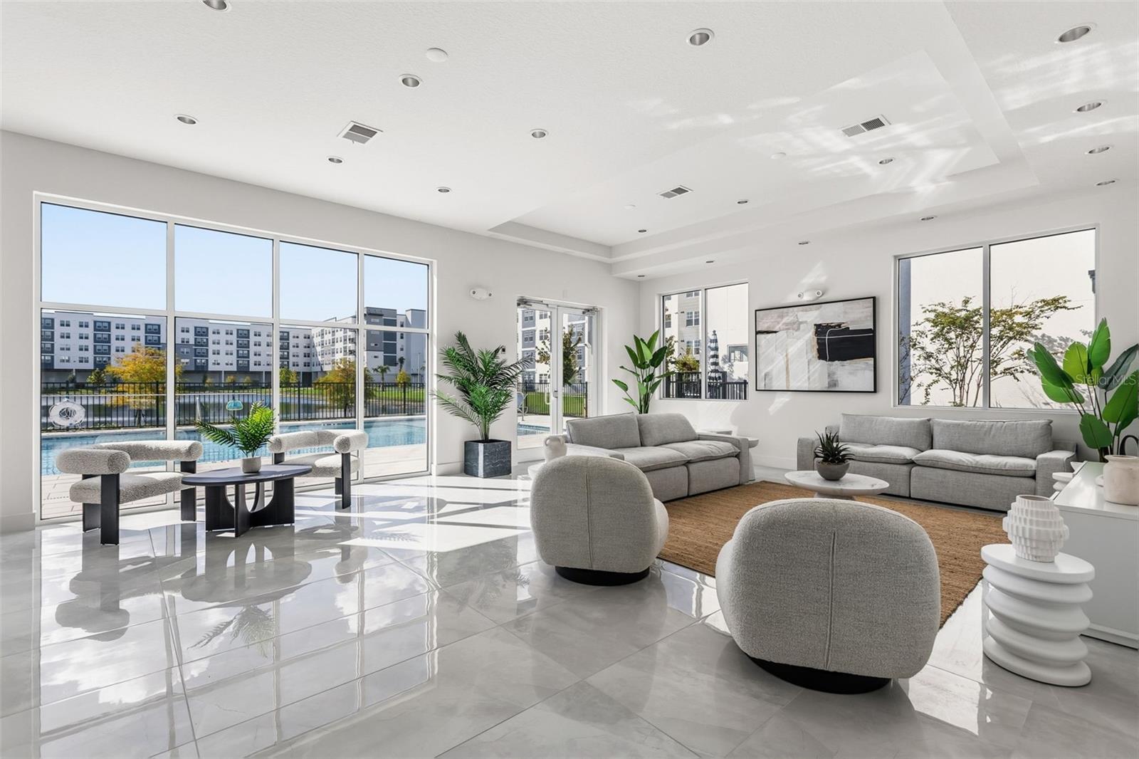 Casas a venda 3 - Jen Dantas 5591 MILLENIA PARK BOULEVARD 209