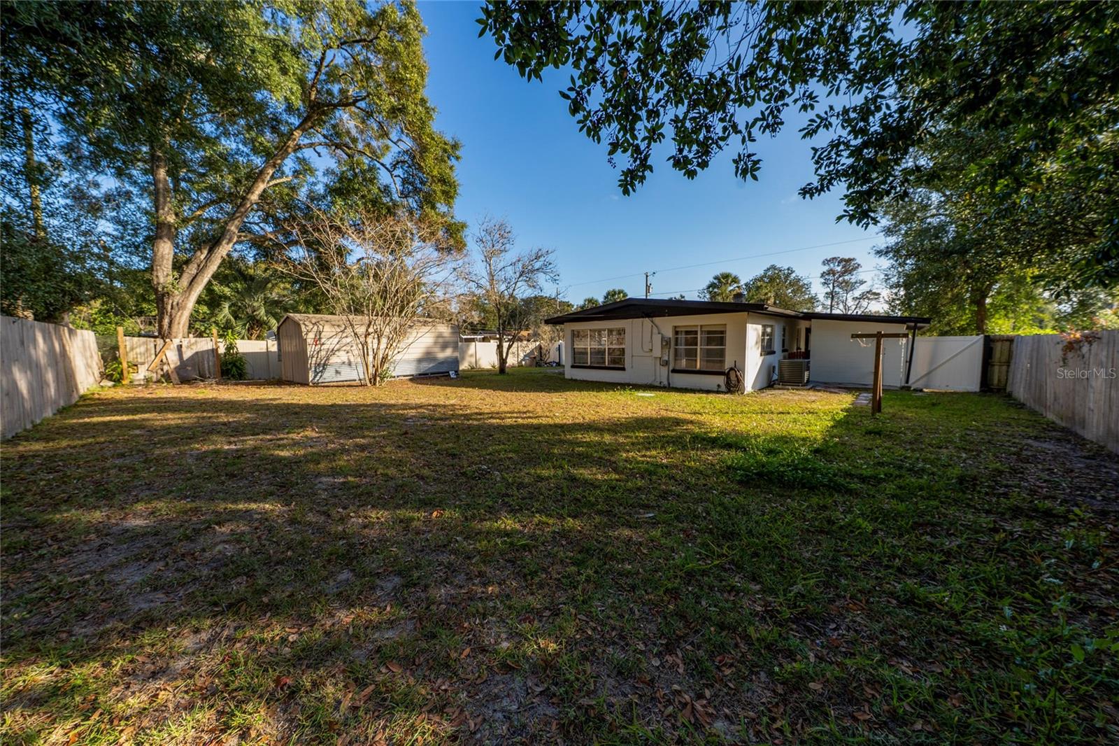 VALENCIA VILLAS - Residential