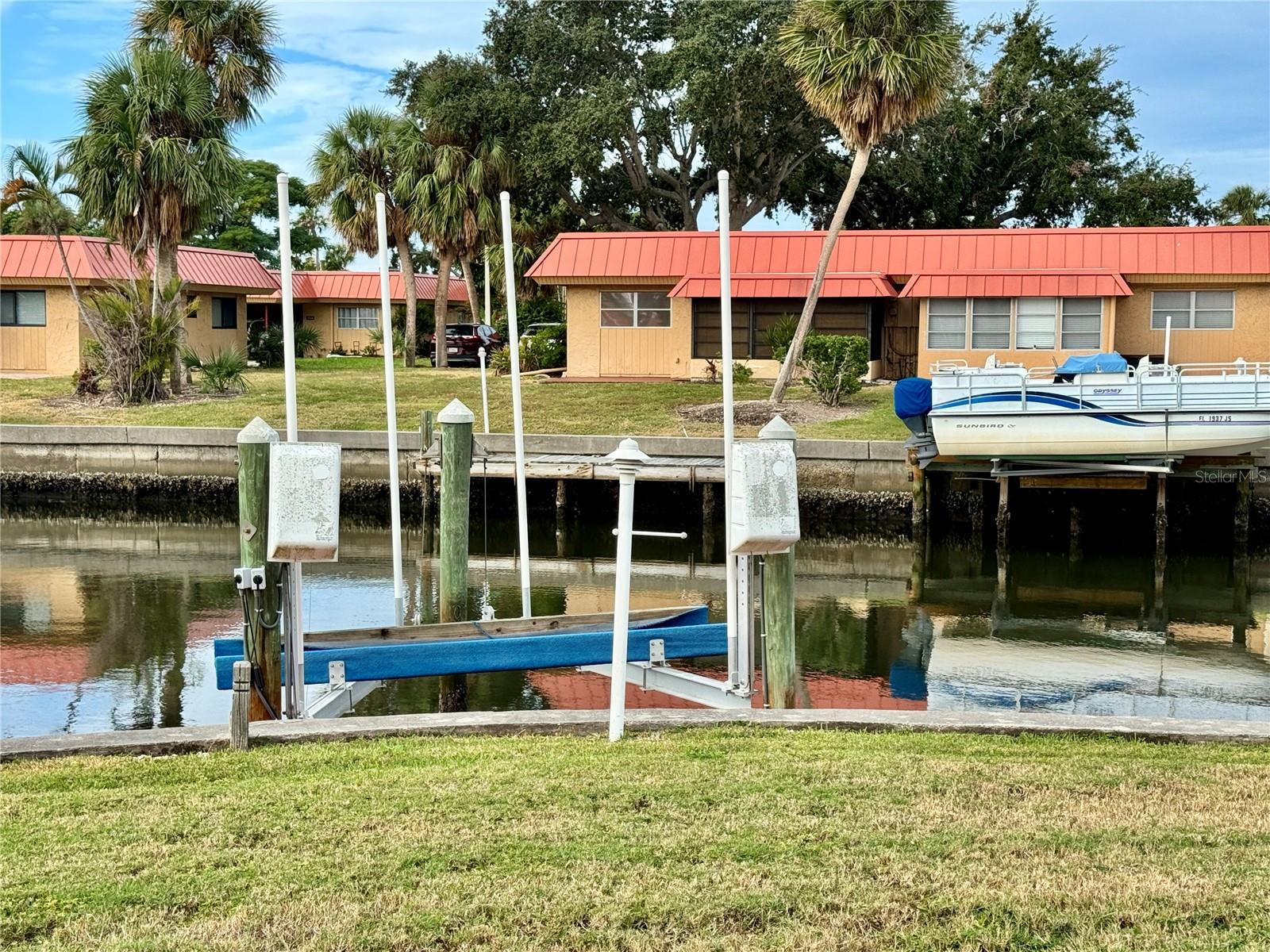 PALMA SOLA HARBOUR SEC 3 - Residential