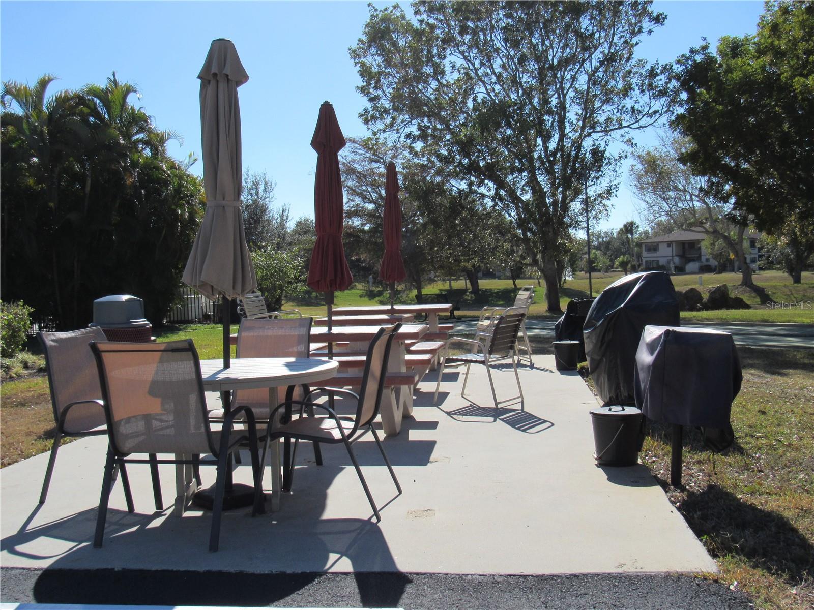 OAK FORREST - Residential