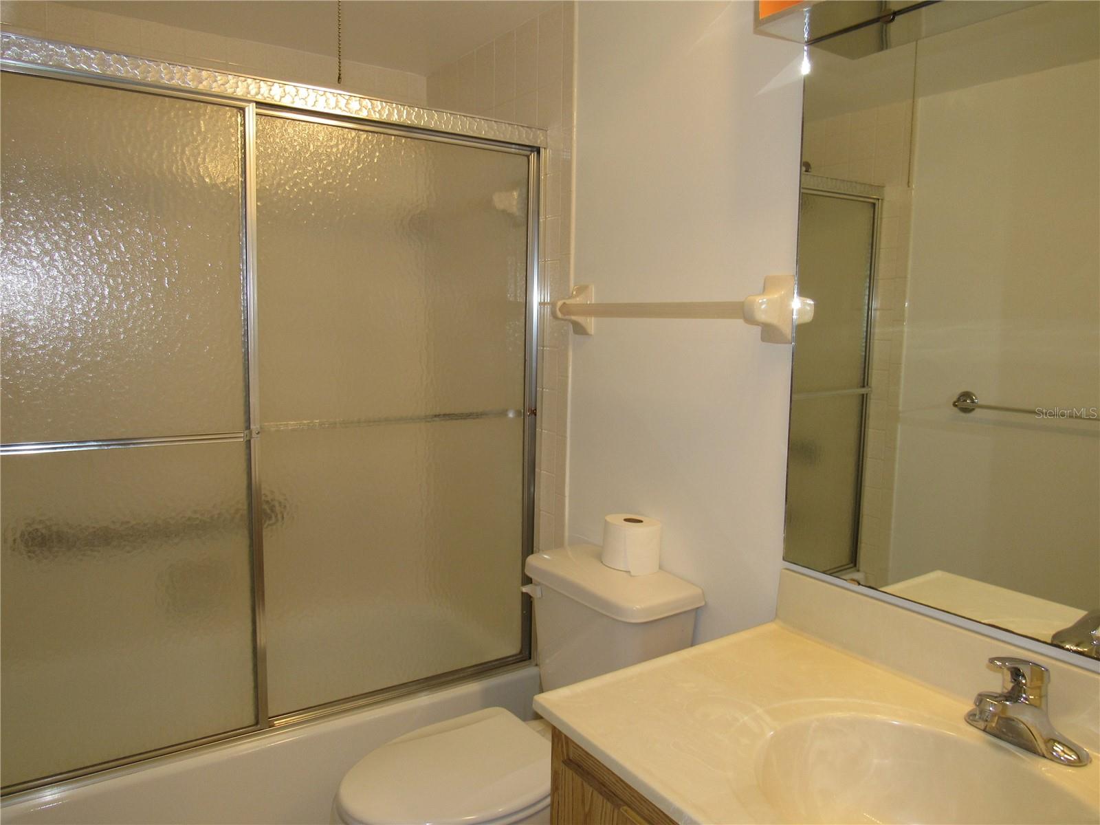 OAK FORREST - Residential