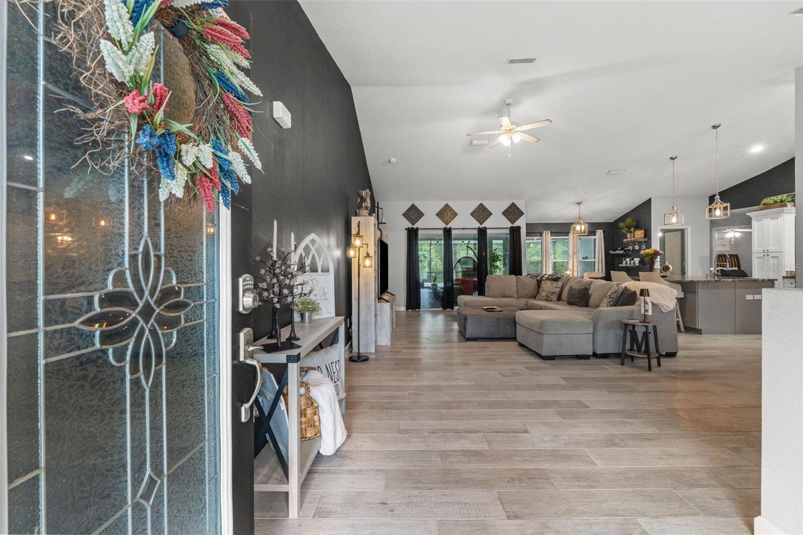 4631 N RUSHMORE LOOP