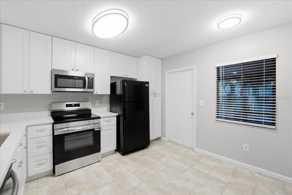 SANDALWOOD CREEK CONDO PH 01 - Residential Lease