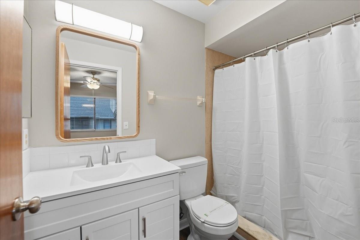 SANDALWOOD CREEK CONDO PH 01 - Residential Lease