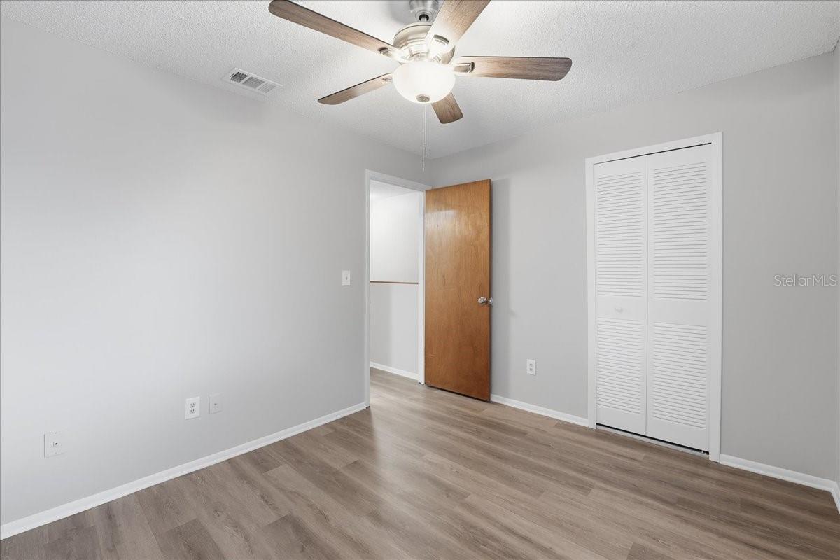 SANDALWOOD CREEK CONDO PH 01 - Residential Lease