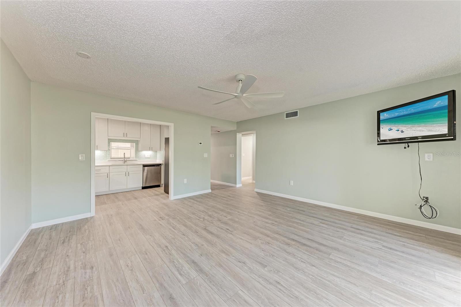 SHELL POINT UNIT IV - Residential