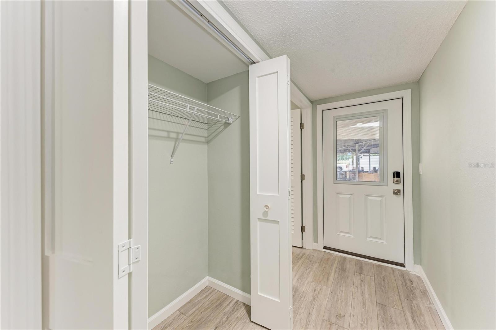 SHELL POINT UNIT IV - Residential