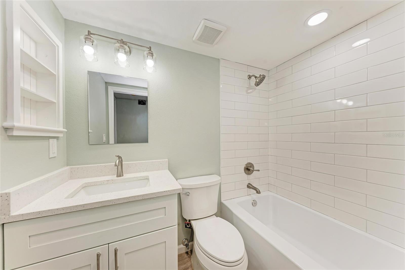 SHELL POINT UNIT IV - Residential