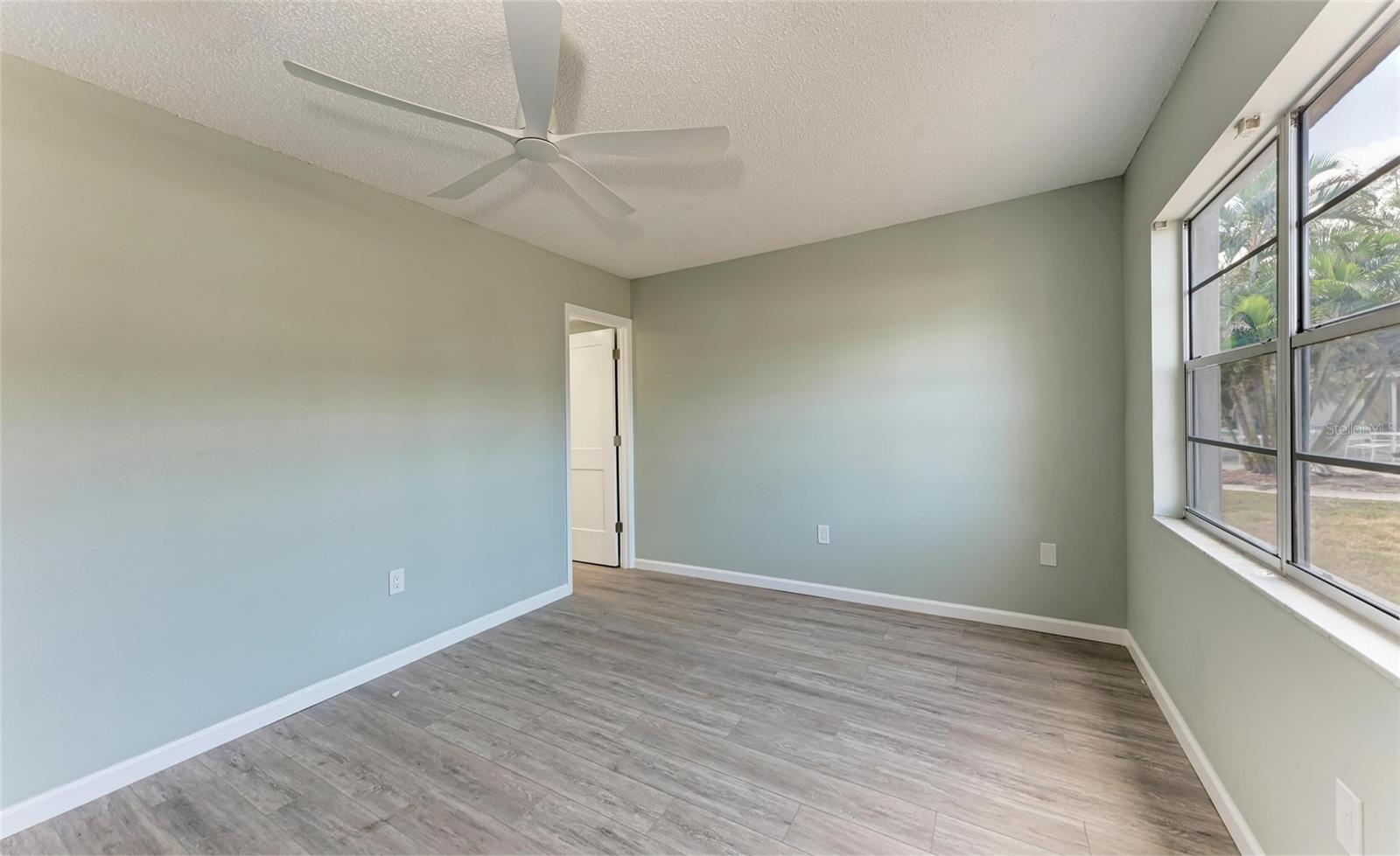 SHELL POINT UNIT IV - Residential