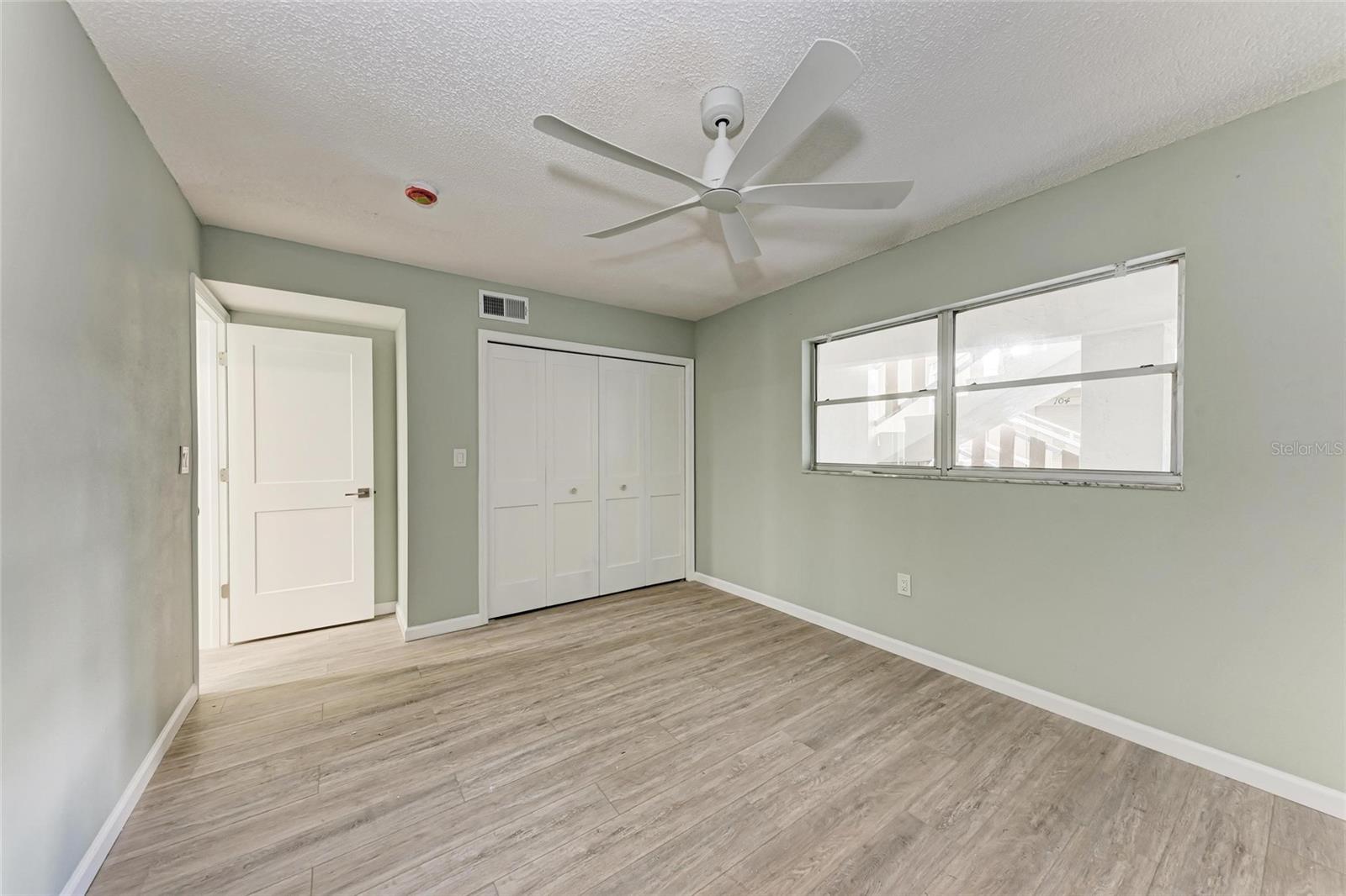 SHELL POINT UNIT IV - Residential