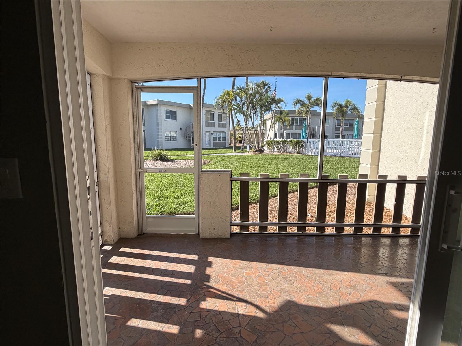 SHELL POINT UNIT IV - Residential