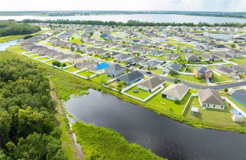 A home in WINTER HAVEN