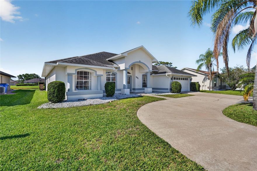 Well-maintained 3BR/2BA pool home in established community in the heart of St. Cloud. Features include open split floor plan, vaulted ceilings, and tile flooring throughout main living areas. Updated kitchen with cabinetry, stainless steel appliances, and eat-in space overlooking backyard. Spacious living area with abundant natural light. Screened-in pool and covered patio, ideal for entertaining. Generous lot, 2-car garage, and low HOA. Convenient to shopping, dining, and major roadways.