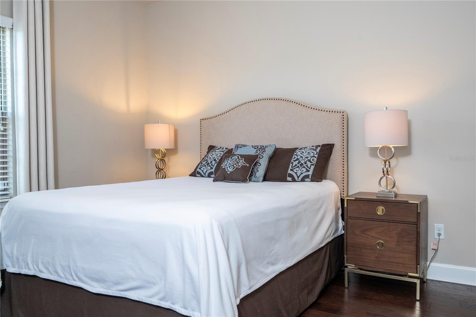 ROYAL LEGACY ESTATES - Residential