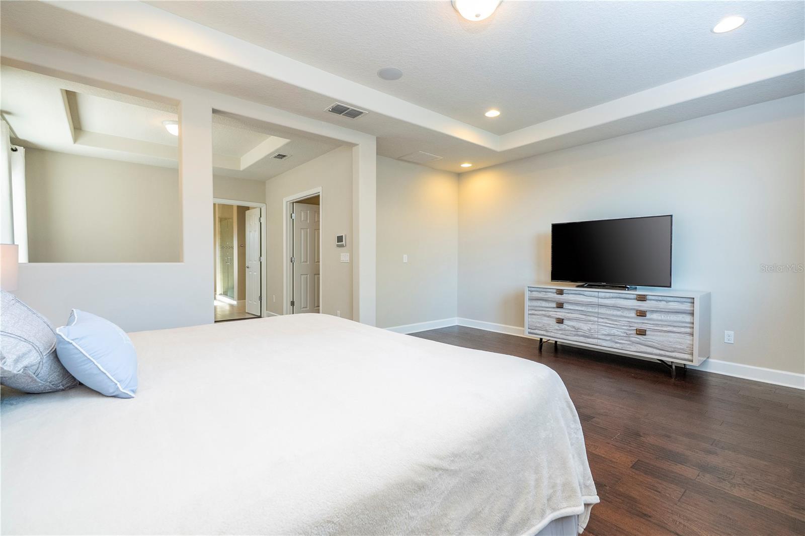 ROYAL LEGACY ESTATES - Residential