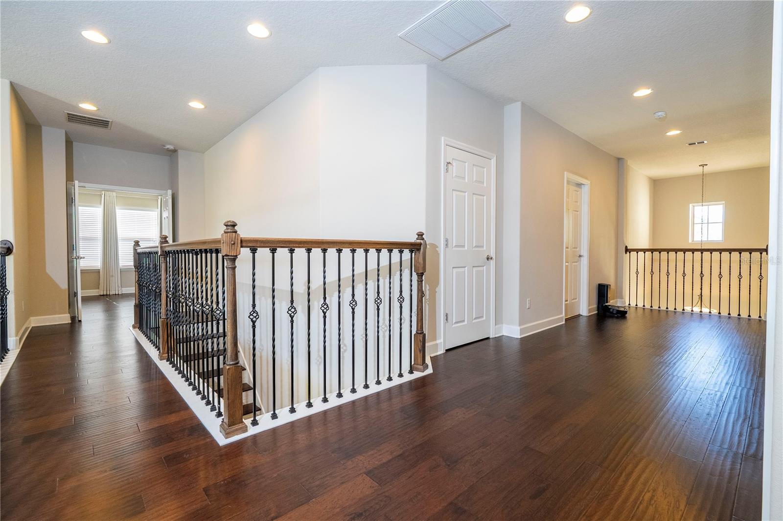 ROYAL LEGACY ESTATES - Residential