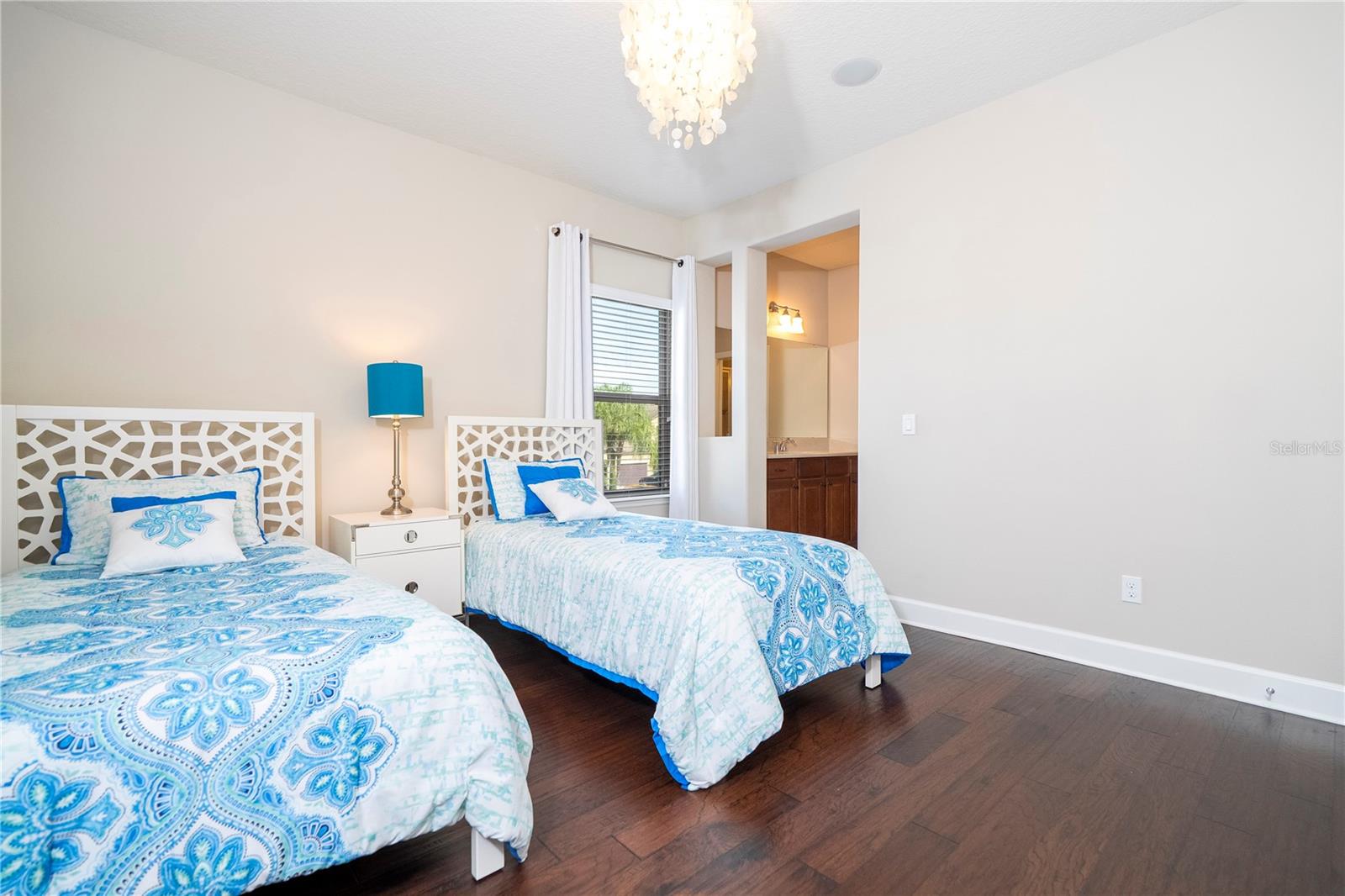 ROYAL LEGACY ESTATES - Residential